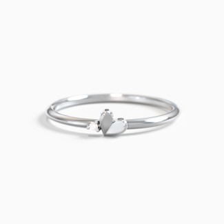 Dainty Folded Heart Ring with Accent