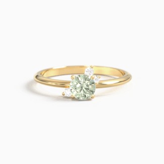 Round Gemstone Ring with Scattered Accents