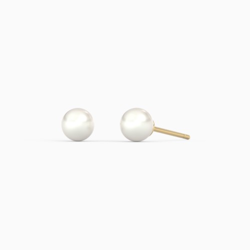 Classic Freshwater Pearl Studs