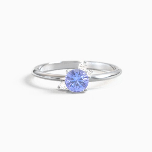 Round Gemstone Ring with Scattered Accents